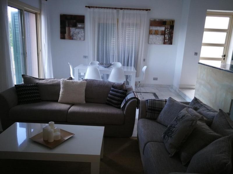 Amorosa Villas Polis Exteriör bild